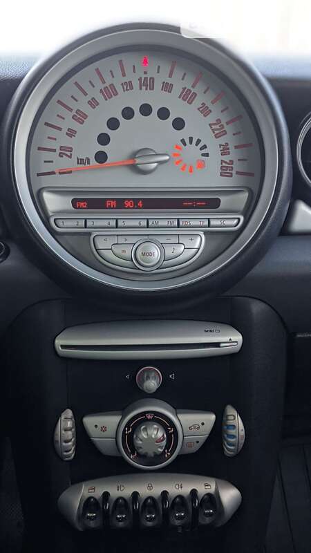 Універсал MINI Clubman 2009 в Новояворівську