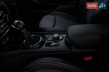 Универсал MINI Clubman 2017 в 