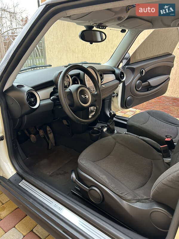 Универсал MINI Clubman 2010 в Иршаве