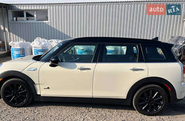 Универсал MINI Clubman 2017 в 