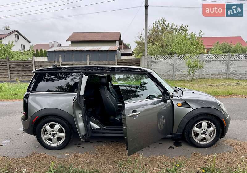 Универсал MINI Clubman 2010 в 