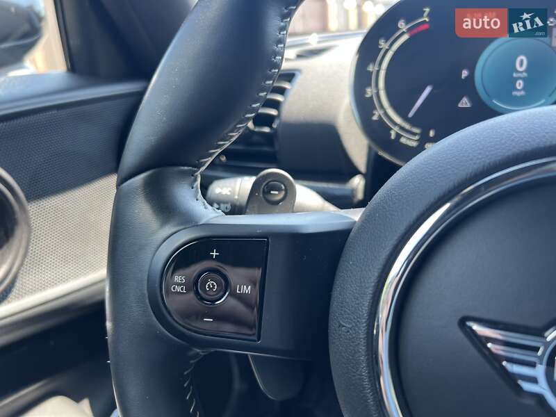 Хэтчбек MINI Clubman 2021 в Киеве