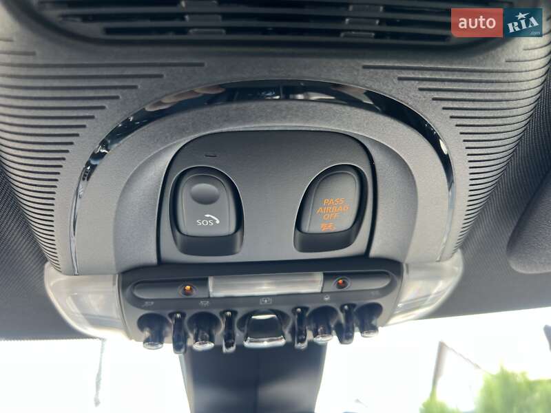 Хэтчбек MINI Clubman 2021 в Киеве