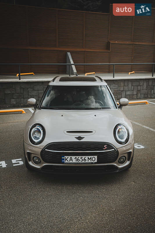 Универсал MINI Clubman 2021 в Киеве