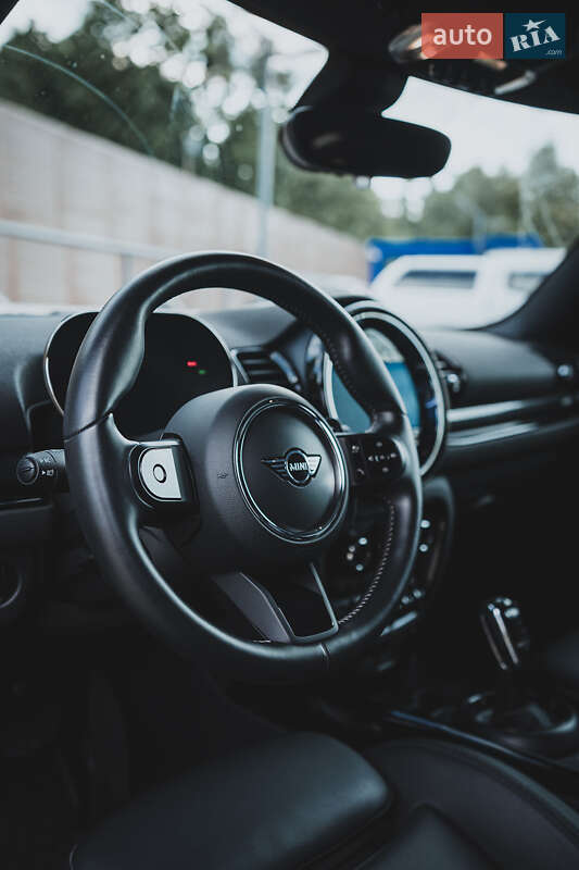 Универсал MINI Clubman 2021 в Киеве