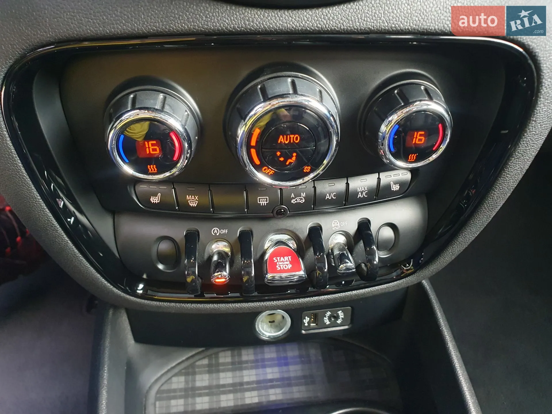 2016 MINI Clubman - мініатюра 54