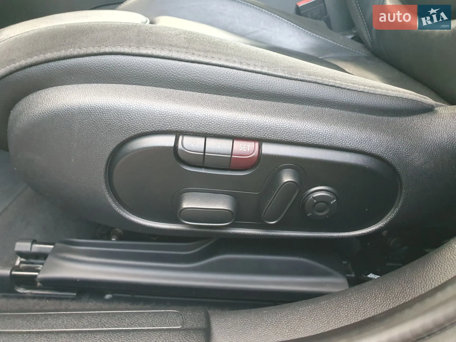 2016 MINI Clubman - мініатюра 63