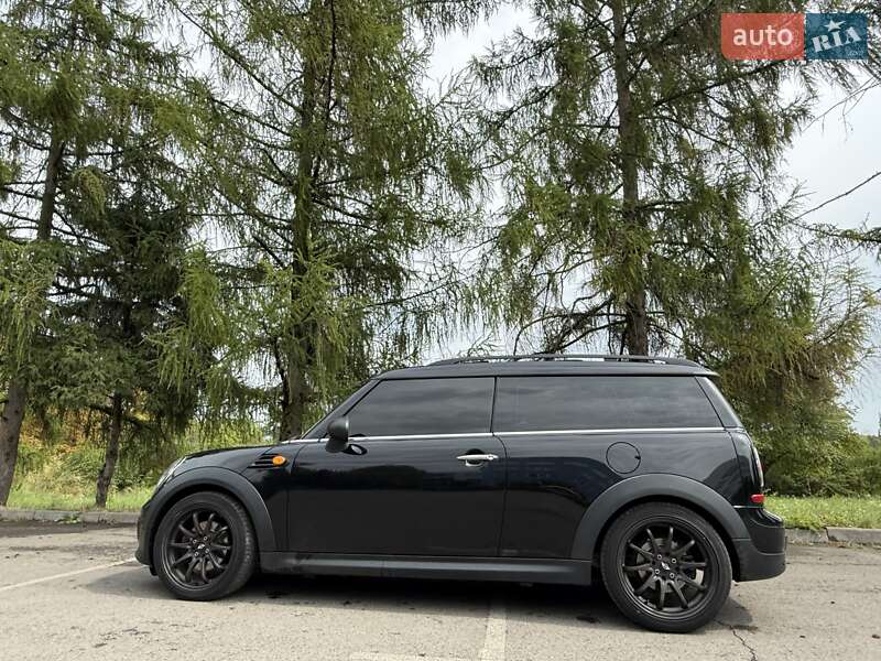 MINI Clubman 2012