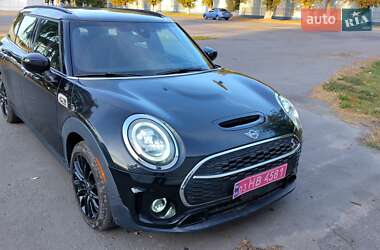 Универсал MINI Clubman 2019 в 