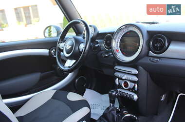 Универсал MINI Clubman 2009 в 