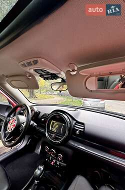 Універсал MINI Clubman 2016 в  фото 13 Універсал MINI Clubman 2016 в