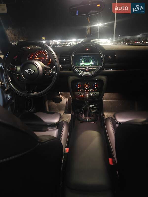 Универсал MINI Clubman 2016 в Киеве фото 15 Универсал MINI Clubman 2016 в Киеве
