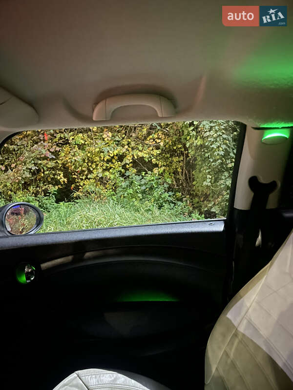 Универсал MINI Clubman 2013 в Киеве