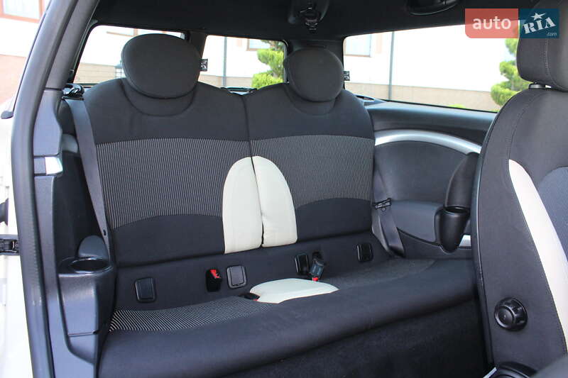 Універсал MINI Clubman 2009 в Трускавці фото 59 Універсал MINI Clubman 2009 в Трускавці