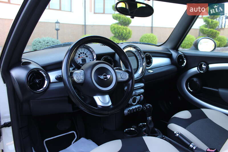 Універсал MINI Clubman 2009 в Трускавці фото 71 Універсал MINI Clubman 2009 в Трускавці