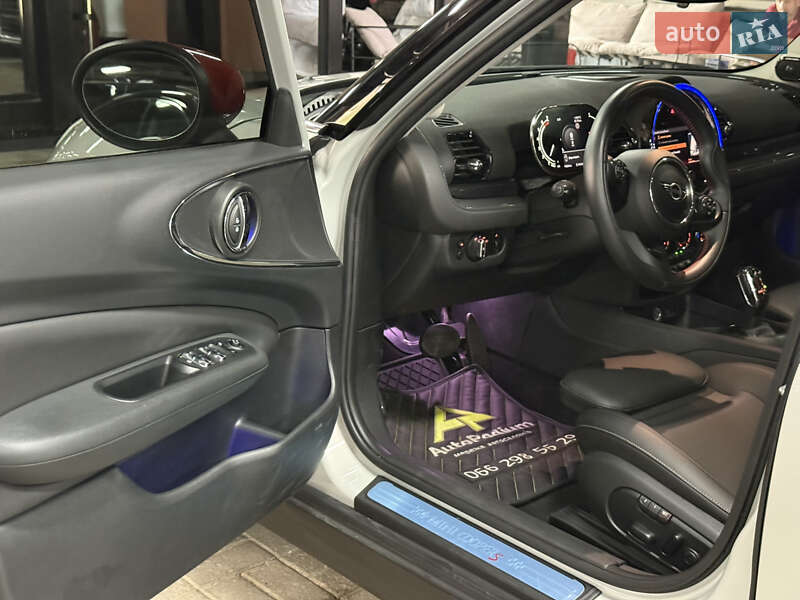 Універсал MINI Clubman 2021 в Києві фото 18 Універсал MINI Clubman 2021 в Києві