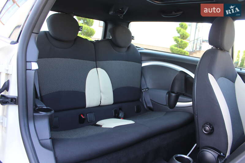 Универсал MINI Clubman 2009 в Трускавце фото 58 Универсал MINI Clubman 2009 в Трускавце