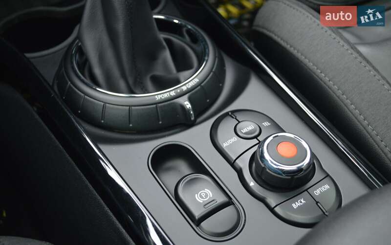 Універсал MINI Clubman 2016 в Одесі