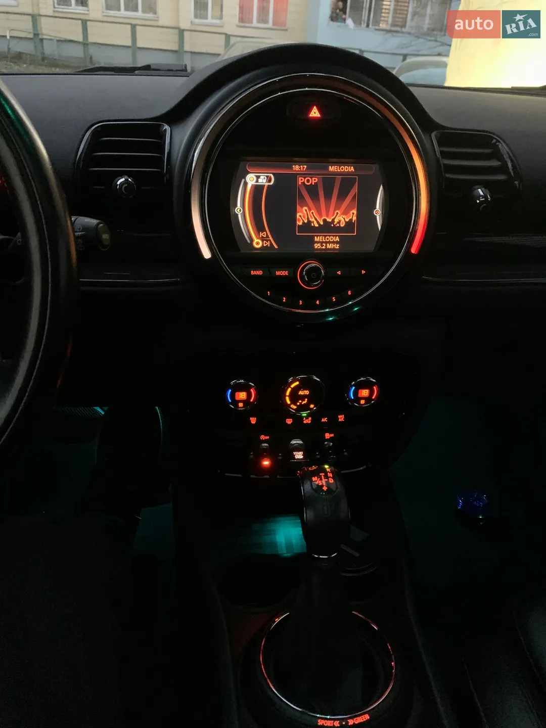 2016 MINI Clubman - мініатюра 17