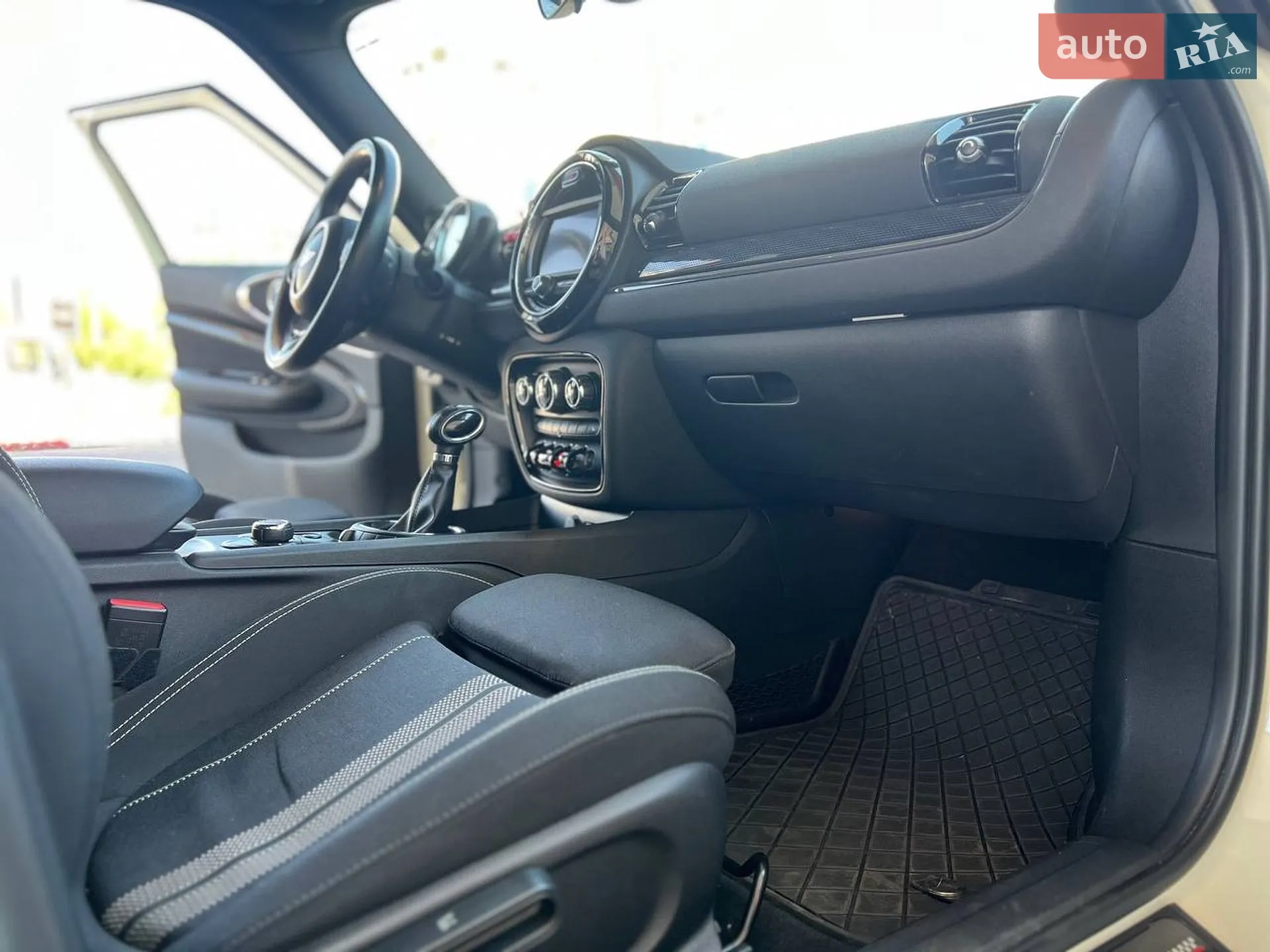 2016 MINI Clubman - мініатюра 22