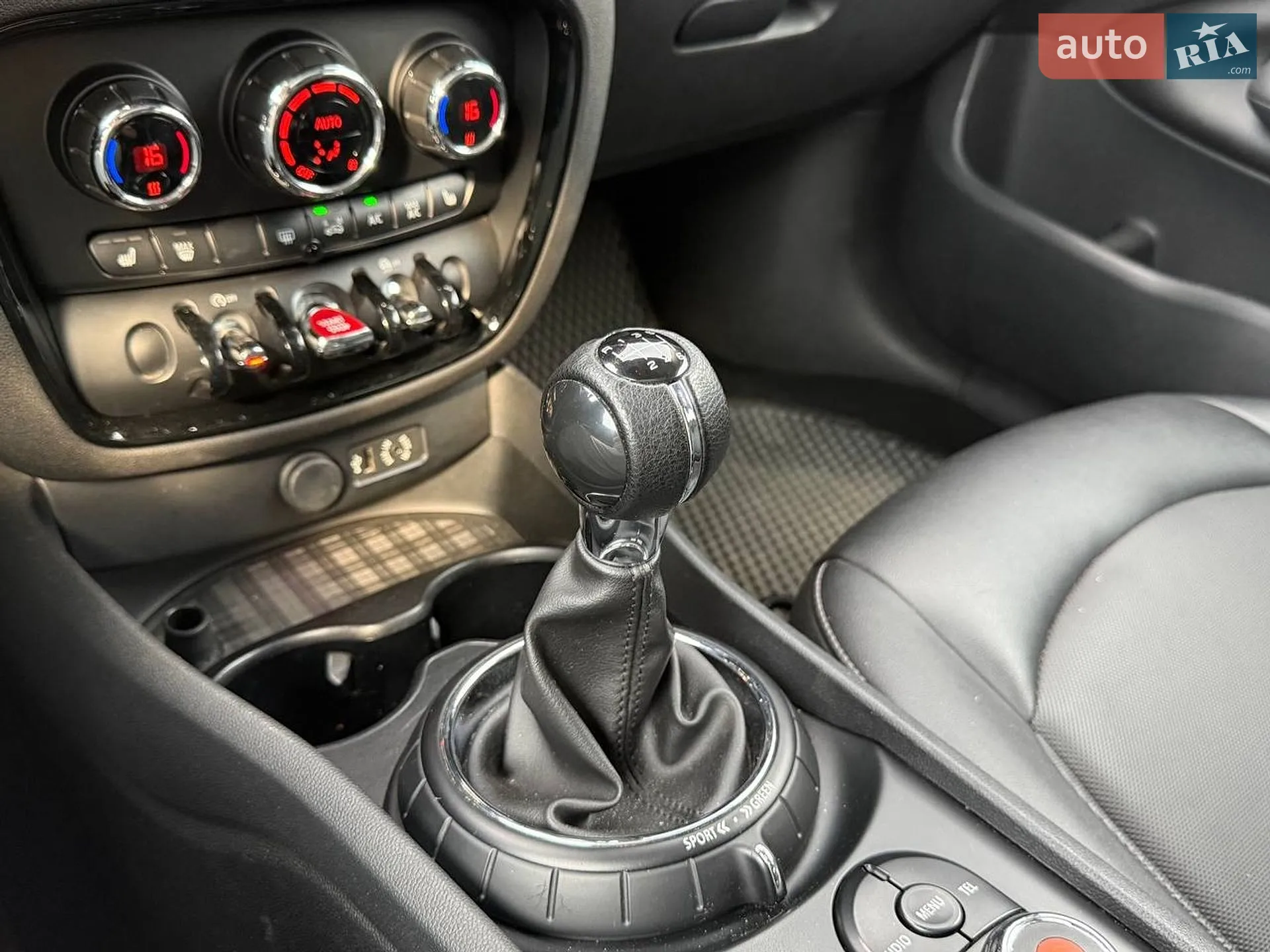 2015 MINI Clubman - мініатюра 19