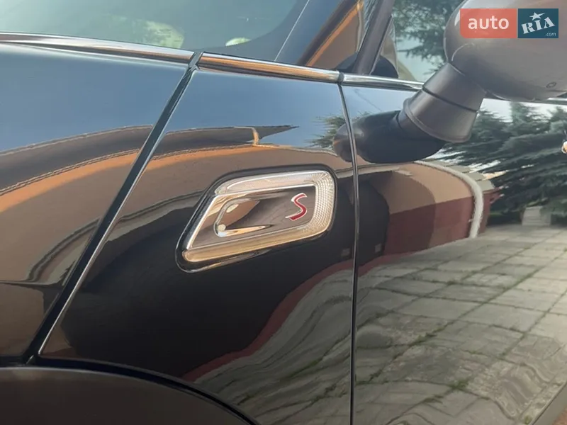 MINI Clubman 2016 VIN WMWLN9C53G2E48158 фото оголошення 11 з 65