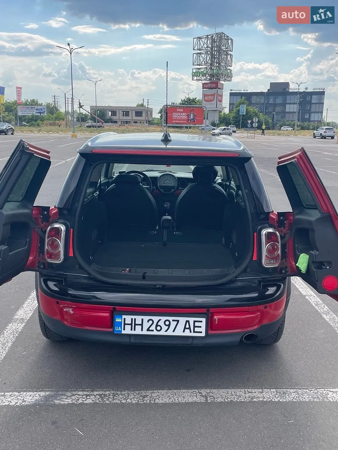 2011 MINI Clubman - мініатюра 8