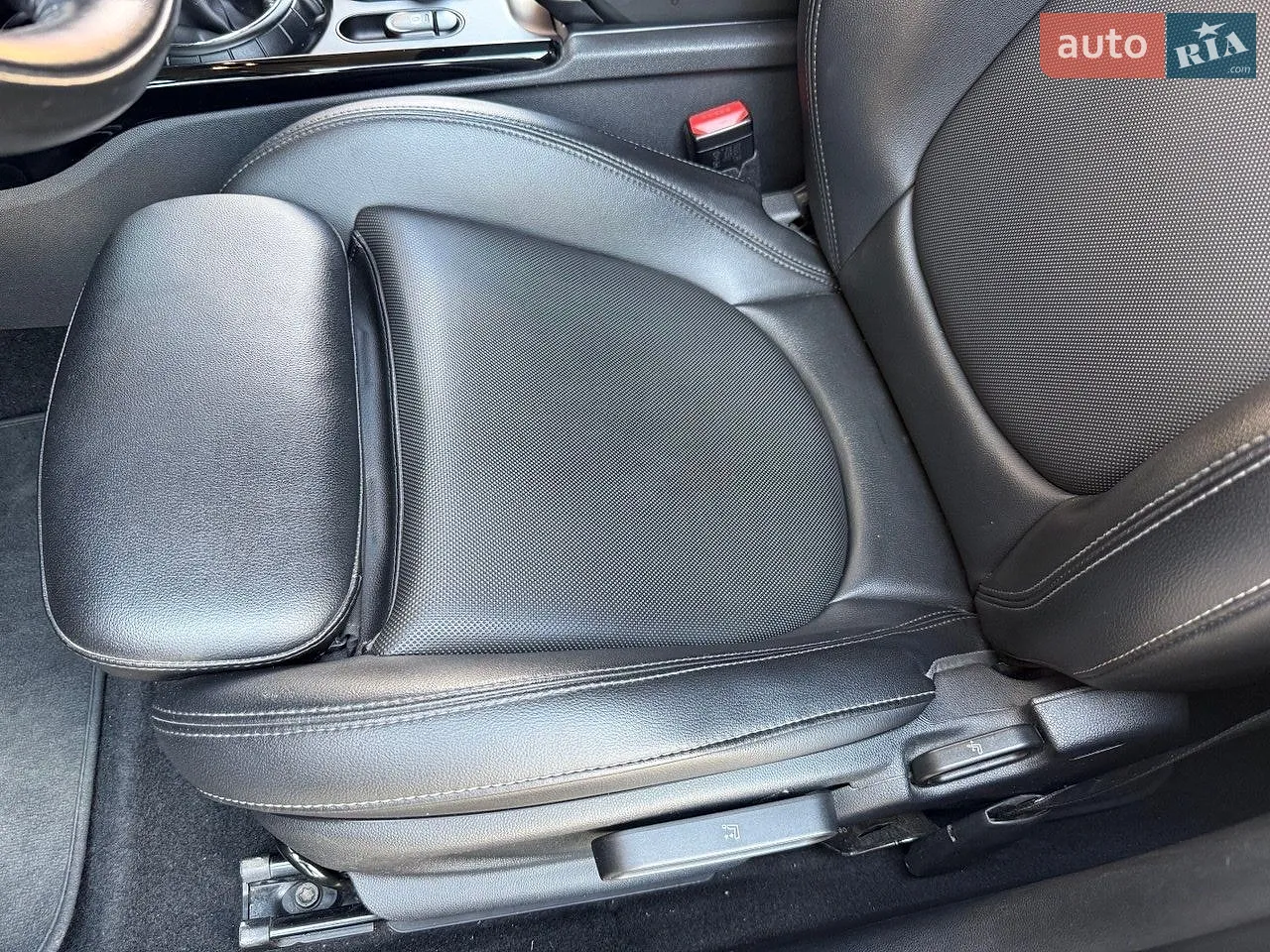 2016 MINI Clubman - мініатюра 40