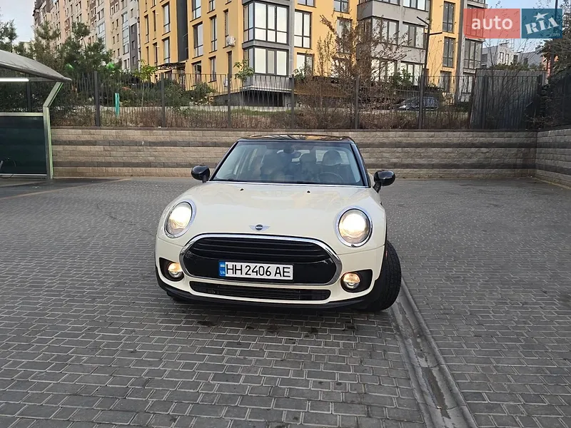 MINI Clubman