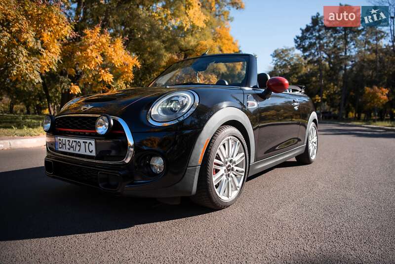 Кабриолет MINI Convertible 2016 в Одессе
