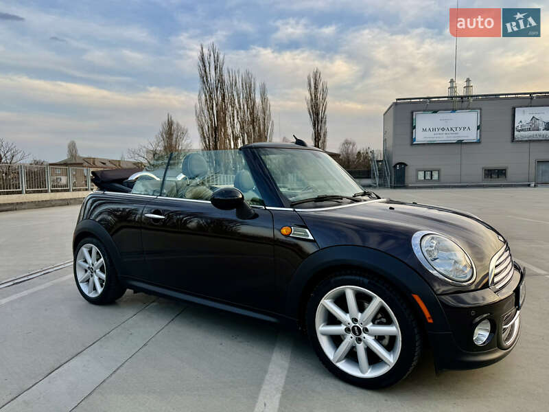 Кабриолет MINI Convertible 2015 в Киеве