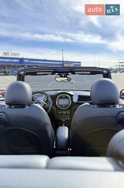 Кабриолет MINI Convertible 2018 в 