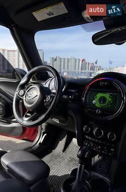 Кабриолет MINI Convertible 2018 в 
