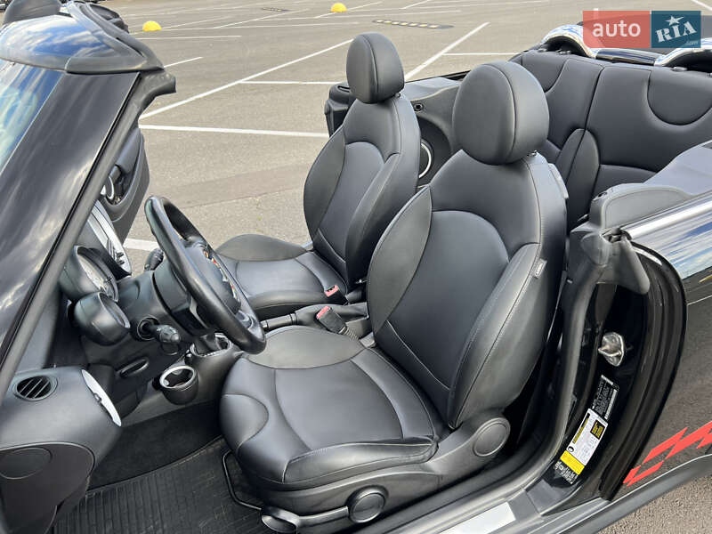 Кабриолет MINI Convertible 2011 в Киеве фото 39 Кабриолет MINI Convertible 2011 в Киеве