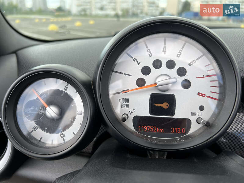Кабриолет MINI Convertible 2011 в Киеве фото 48 Кабриолет MINI Convertible 2011 в Киеве