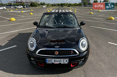 Кабриолет MINI Convertible 2011 в Киеве