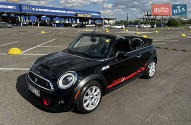 Кабриолет MINI Convertible 2011 в Киеве