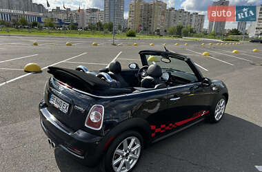 Кабриолет MINI Convertible 2011 в Киеве