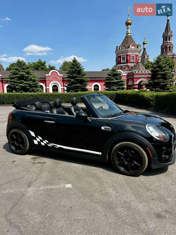 MINI Convertible 2016