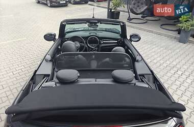 Кабриолет MINI Convertible 2019 в 