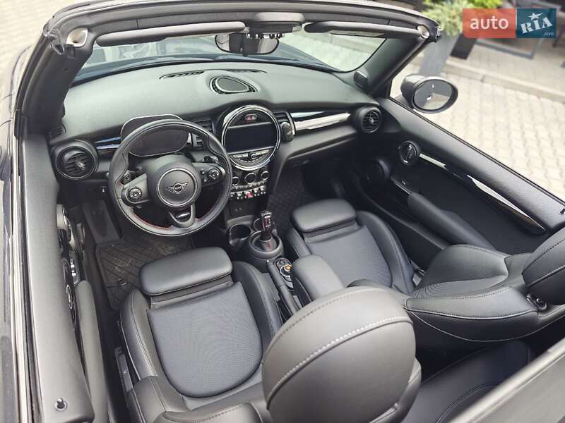 Кабриолет MINI Convertible 2019 в Киеве