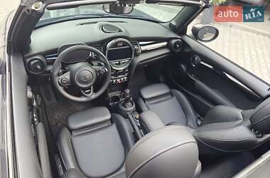 Кабриолет MINI Convertible 2019 в 