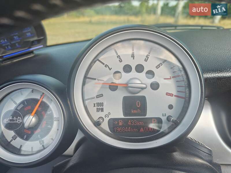 Кабриолет MINI Convertible 2010 в Измаиле
