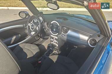 Кабриолет MINI Convertible 2010 в 