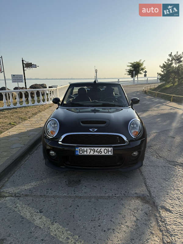 Кабріолет MINI Convertible 2015 в Одесі