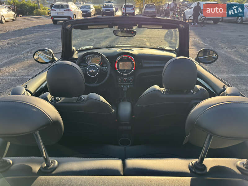 Кабриолет MINI Convertible 2016 в Киеве