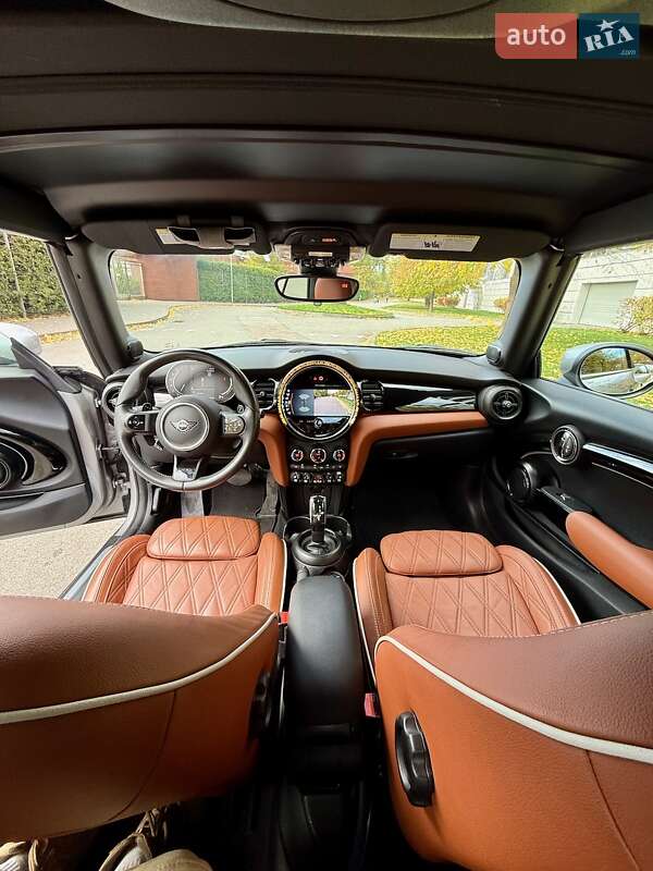 Кабріолет MINI Convertible 2022 в Києві фото 6 Кабріолет MINI Convertible 2022 в Києві