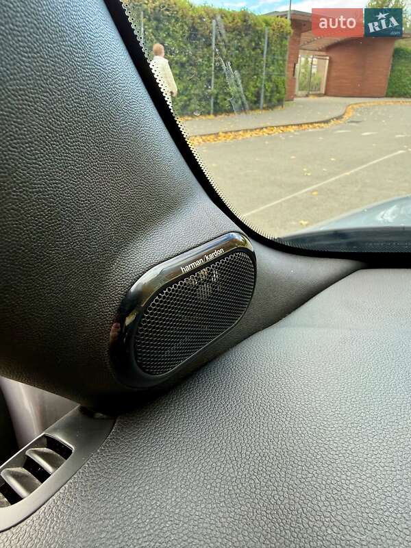 Кабріолет MINI Convertible 2022 в Києві фото 10 Кабріолет MINI Convertible 2022 в Києві