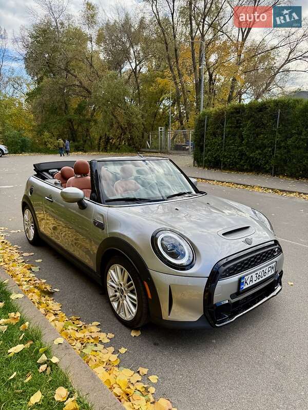 Кабріолет MINI Convertible 2022 в Києві фото 21 Кабріолет MINI Convertible 2022 в Києві
