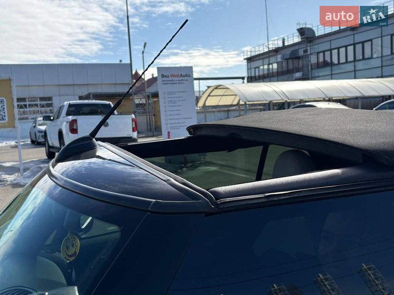 Кабриолет MINI Convertible 2011 в Киеве